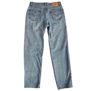 Vintage Y2K 2002 Levi’s 550 Relaxed Fit Jeans / USA